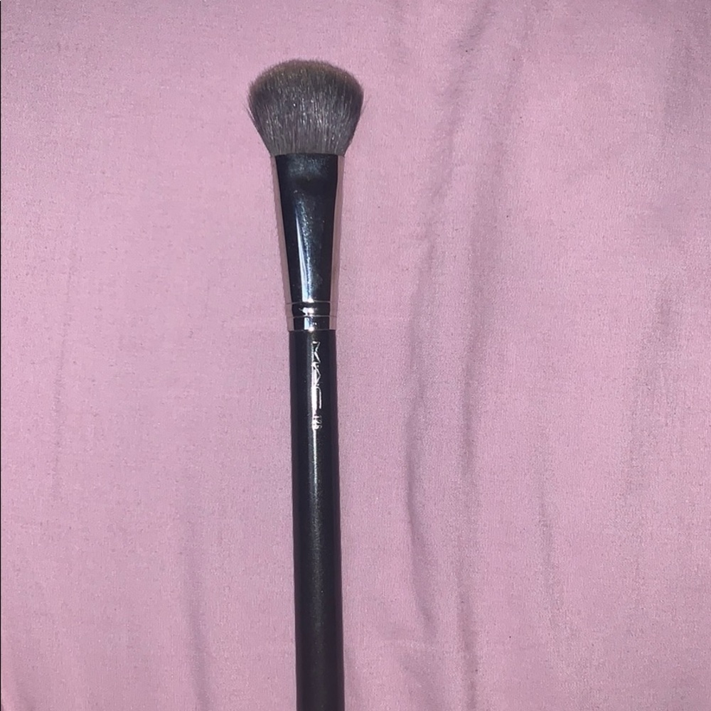 MAC 128 BRUSH